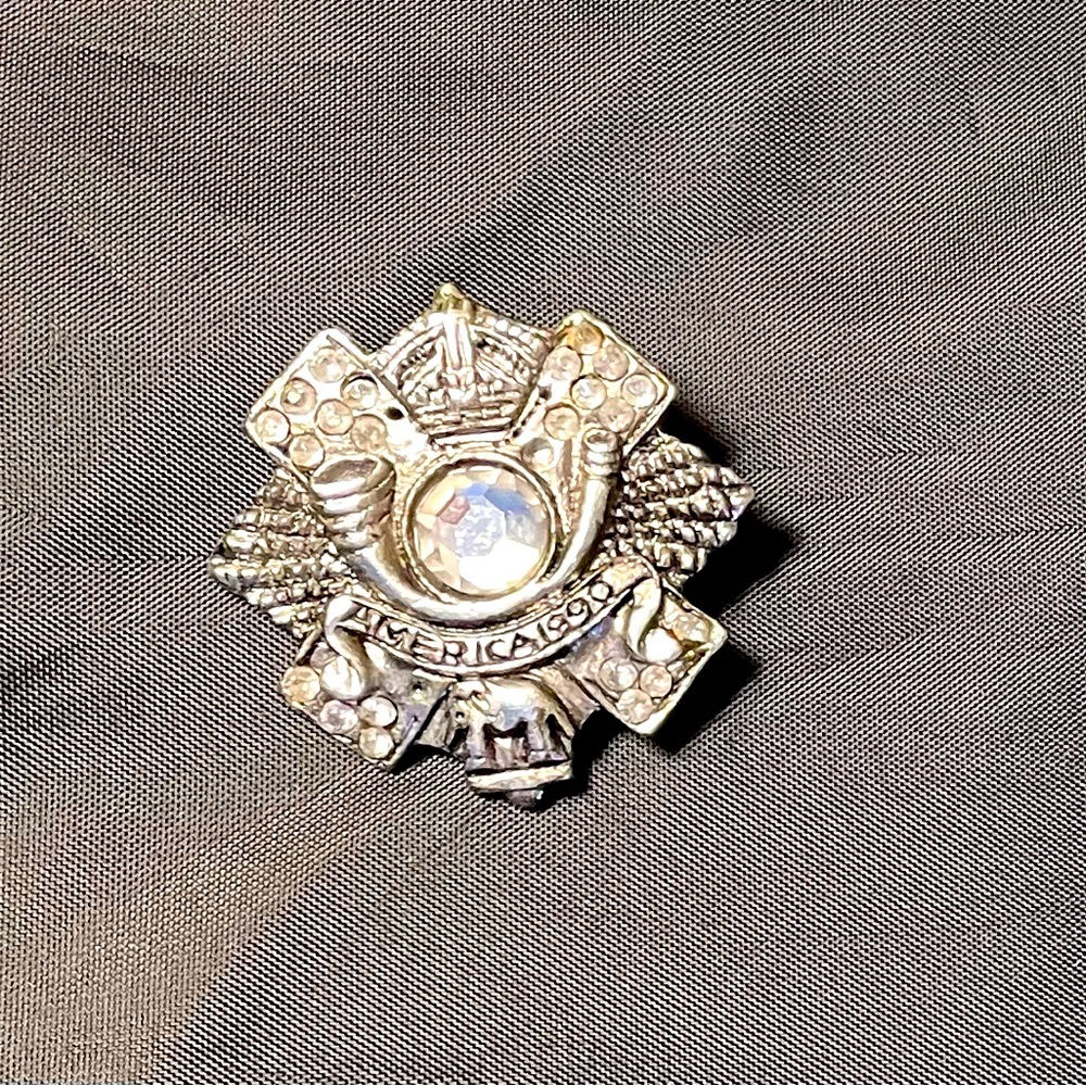 America vintage 1990 elephant brooch with rhinestones